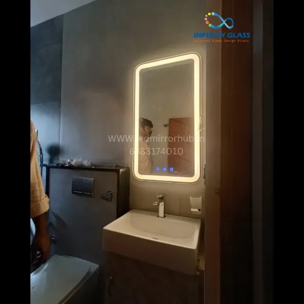 Modern Decorative Rectangle designer LED Mirrors for Stylish Homes LH52