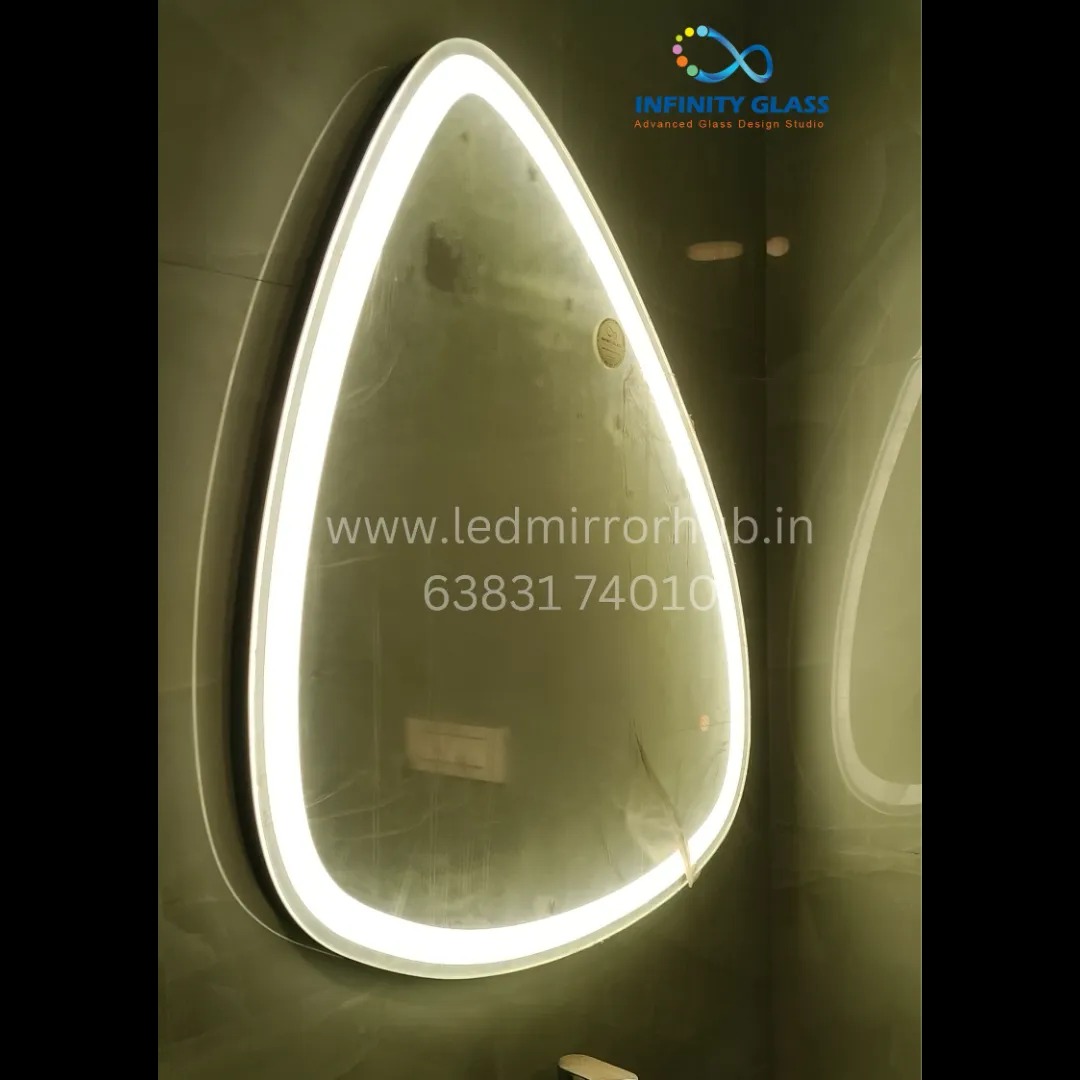 Brighten Your Space: Egg-Shaped Mirrors 2'3 Single colour LH22